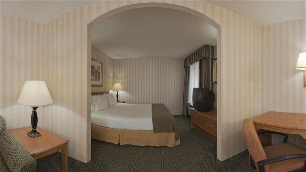 Holiday Inn Express Frazer - Malvern By Ihg מראה חיצוני תמונה