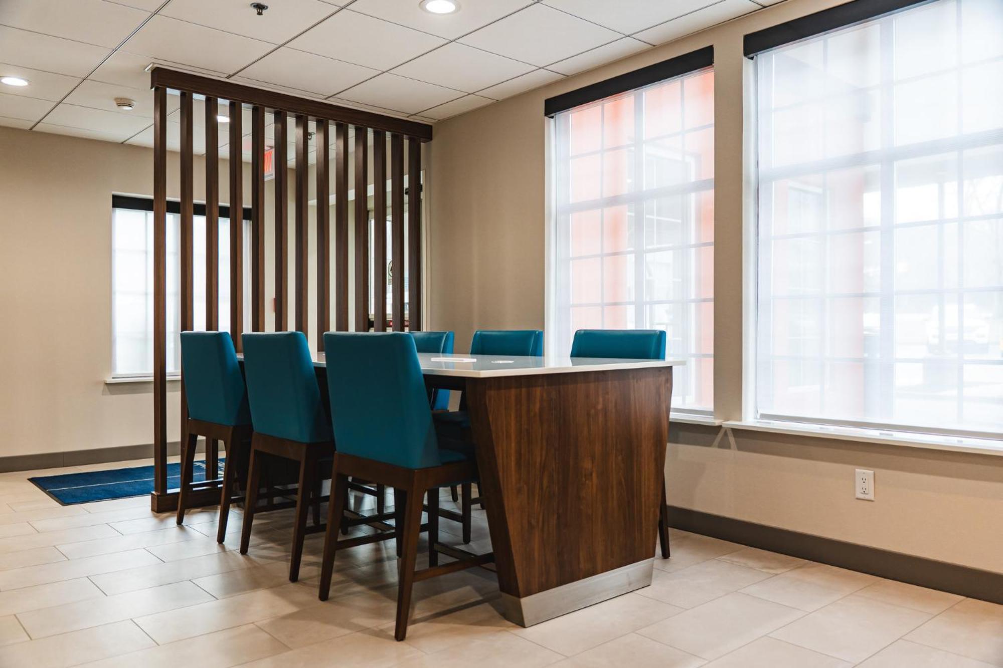Holiday Inn Express Frazer - Malvern By Ihg מראה חיצוני תמונה