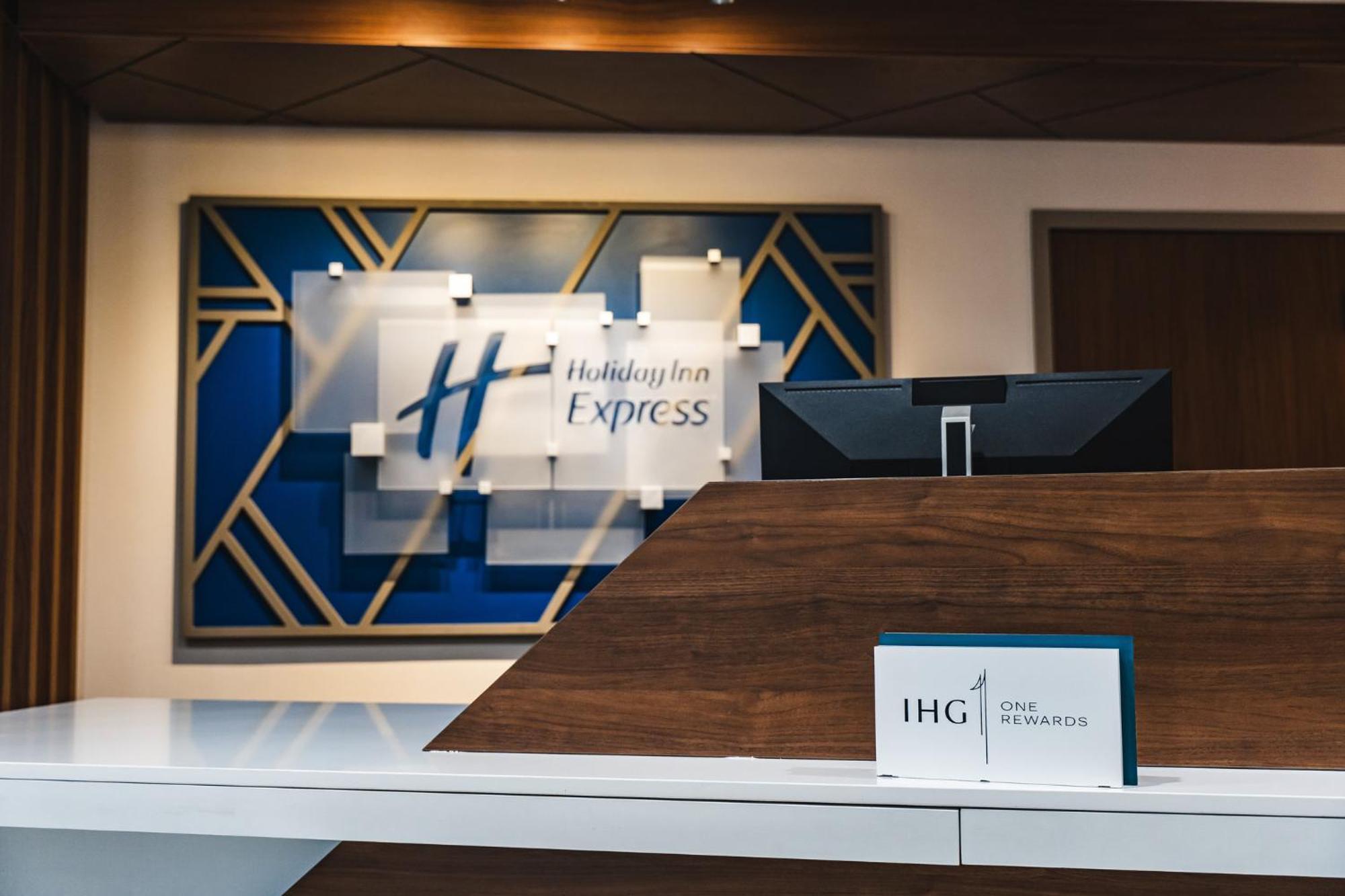 Holiday Inn Express Frazer - Malvern By Ihg מראה חיצוני תמונה